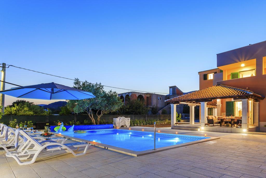 Villa Rusula Rudine  Екстериор снимка