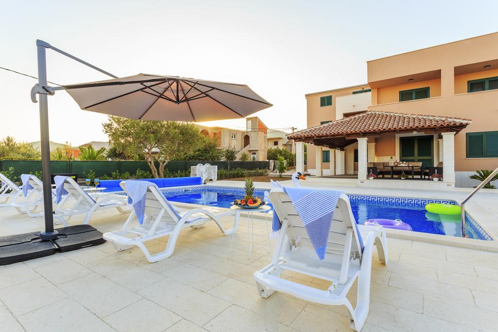 Villa Rusula Rudine  Екстериор снимка